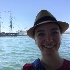 Meet your Posher, Jennifer